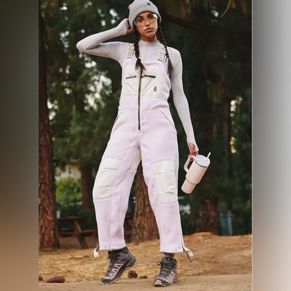 FP Movement Women's Hit The Slopes Overalls Sz Large NWT - Picture 1 of 15